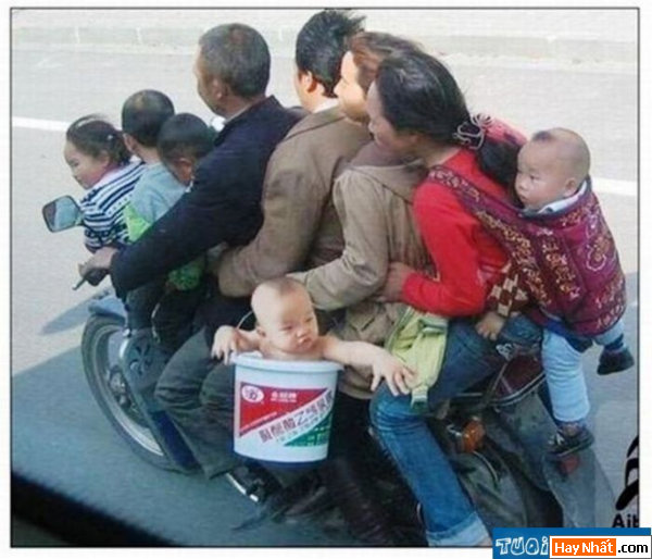 Giao thông, Tàu lửa, Xe, Xe máy, Biển số, Nón Bảo Hiểm, Áo Ngực, Sáng Tạo, Thầy Tu, Sư Sãi