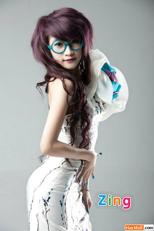 thumbnail_WWW.HAYNHAT.COM__--wfjdiuh23987udf9t320409 (10) Vân Navy: Búp bê xinh đẹp 14