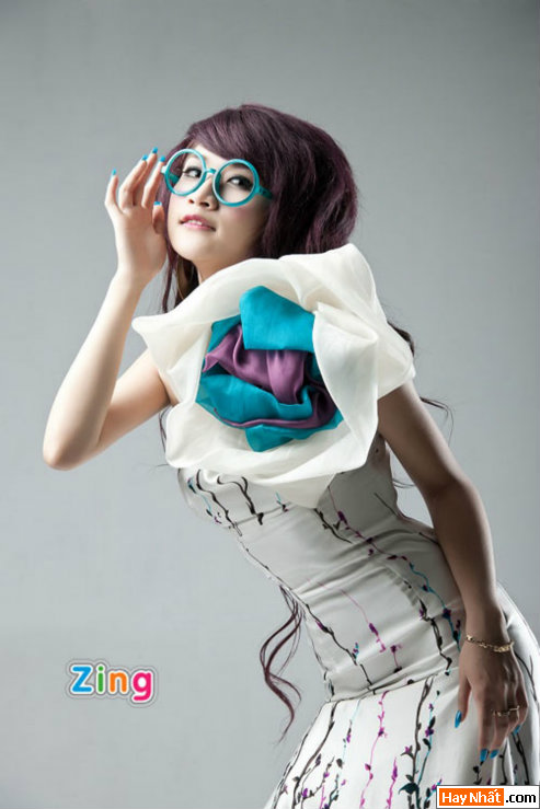 thumbnail_WWW.HAYNHAT.COM__--wfjdiuh23987udf9t320409 (11) Vân Navy: Búp bê xinh đẹp 13