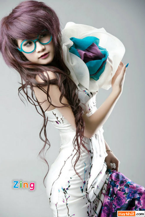 thumbnail_WWW.HAYNHAT.COM__--wfjdiuh23987udf9t320409 (9) Vân Navy: Búp bê xinh đẹp 15
