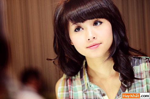 thumbnail_WWW.HAYNHAT.COM___fd2s1c53ds1c5sdcsc1sd8 (6) Tâm Tít làm điệu trước gương 16