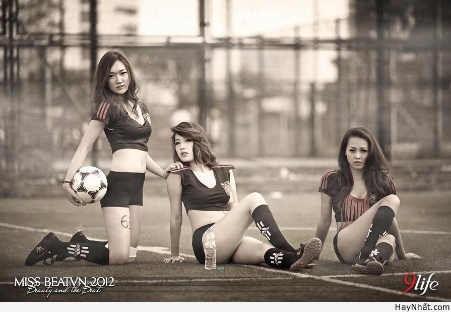 Người đẹp & Euro 2012 (Part 5) 8