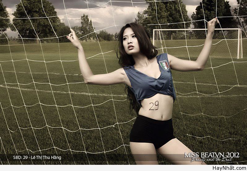 Người đẹp & Euro 2012 (Part 6) 7