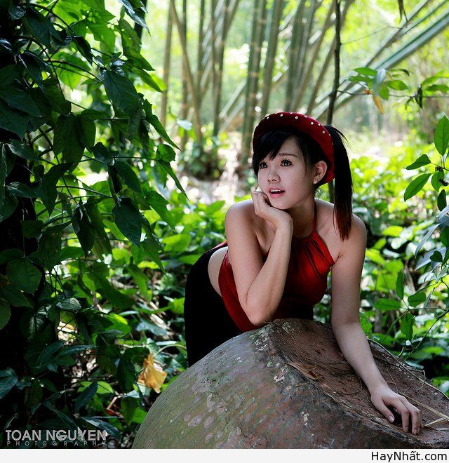 Album Thôn Nữ Mẫu: Nguyễn Ngọc Hoài Thiên Sn: 1992 Nickname: SiSi Sky