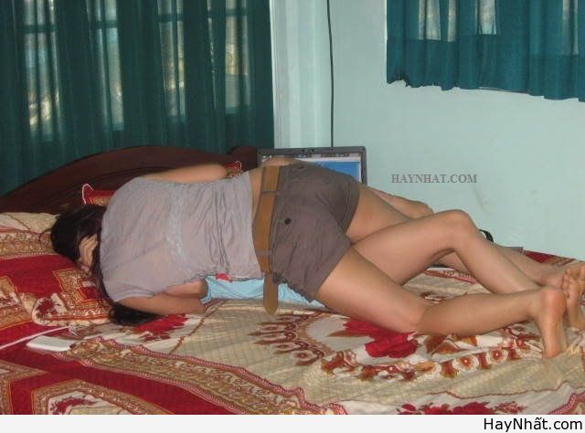 Hình ảnh khó đỡ của các chị em (Part 3) 12