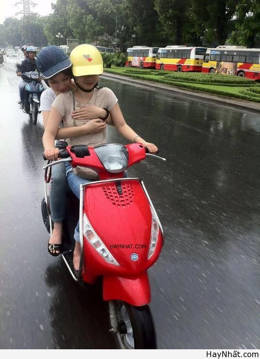Mưa lạnh quá! 2