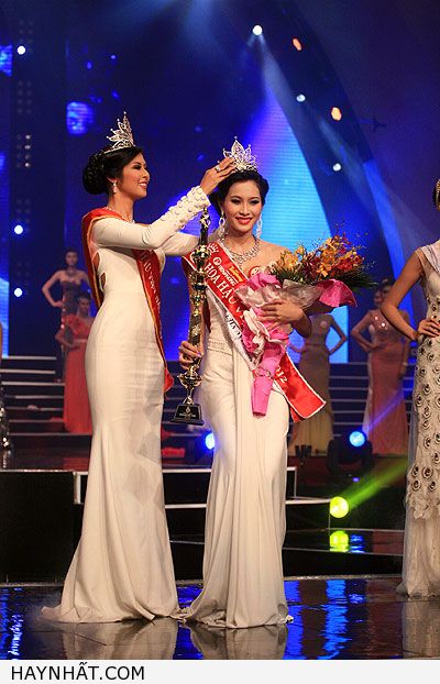 Hình Ảnh Đẹp Nhất Của Hoa Hậu Việt Nam 2012 64
