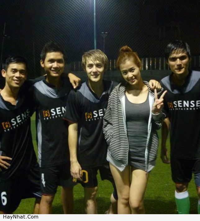 Hình ảnh cặp đôi Đông Nhi & Ông Cao Thắng 13