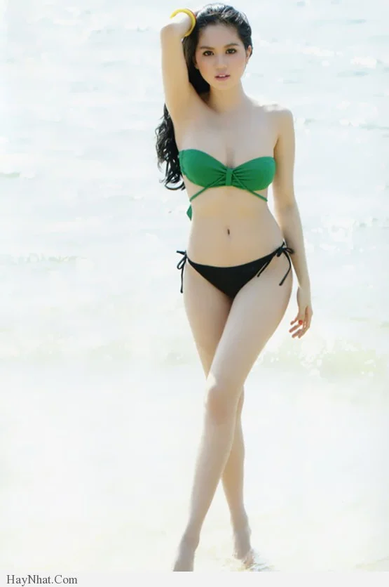 Rửa mắt với Album ảnh Ngọc Trinh Bikini (1) 22