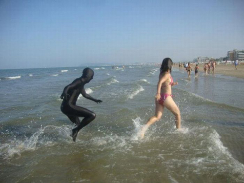 anh vui hanh dong ky la sieu hai huoc