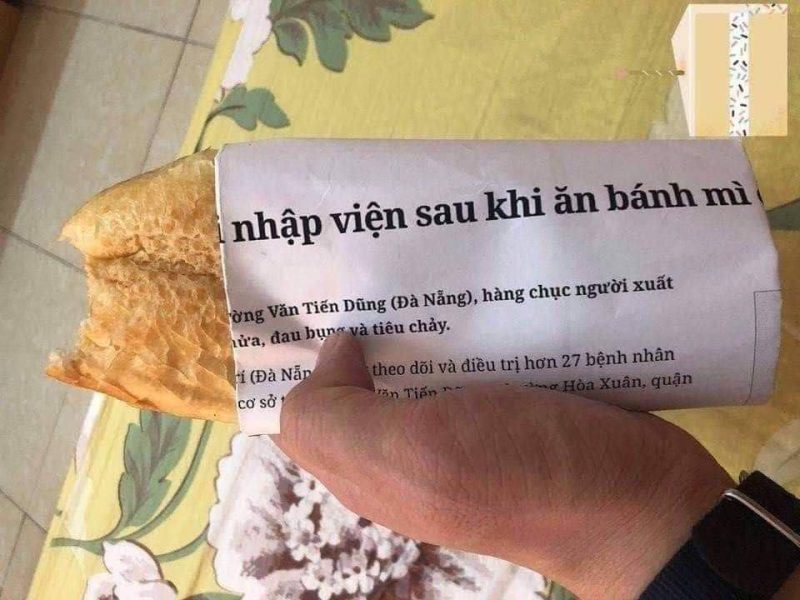 Nhập viện sau khi ăn bánh mì