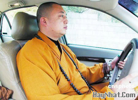 Sư sãi, Thầy tu, Hinh vui, anh vui